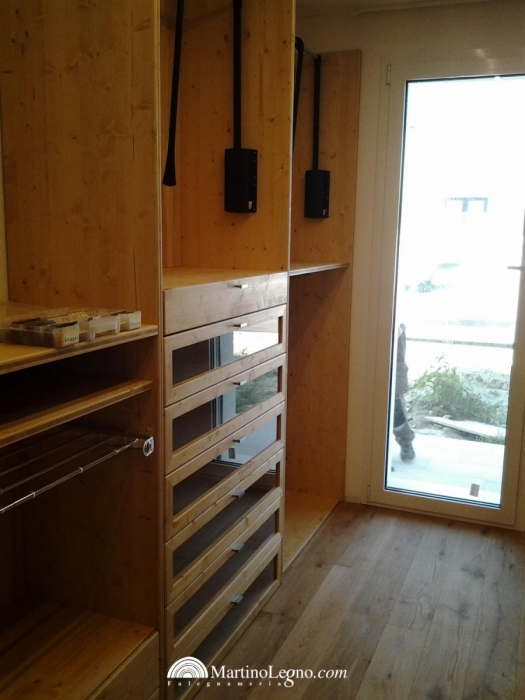 mobili 086